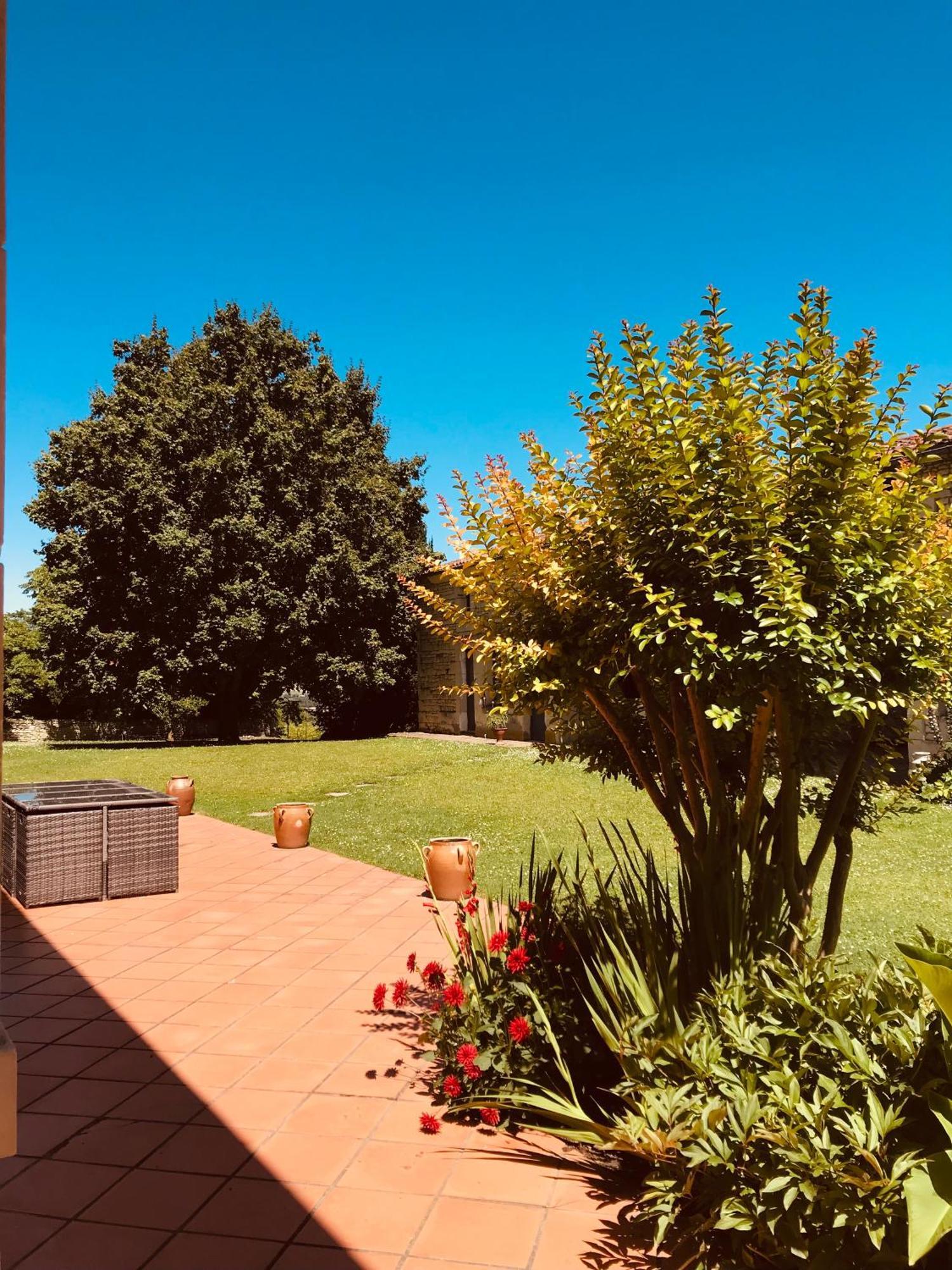Gite Au Boom Coeur En Options Spa Et Repas Tourtenay Exteriér fotografie